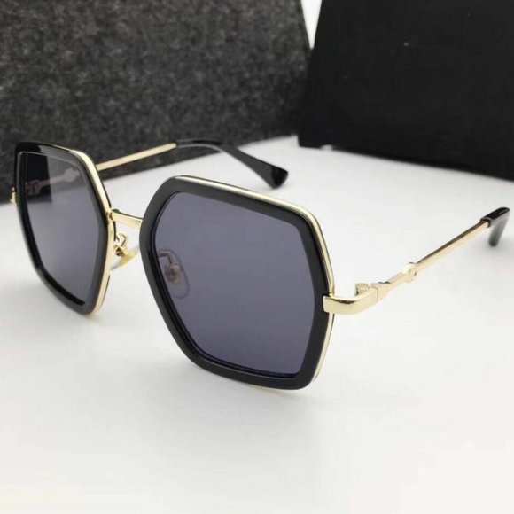 Kids stylish sunglasses - Picture 2 of 3